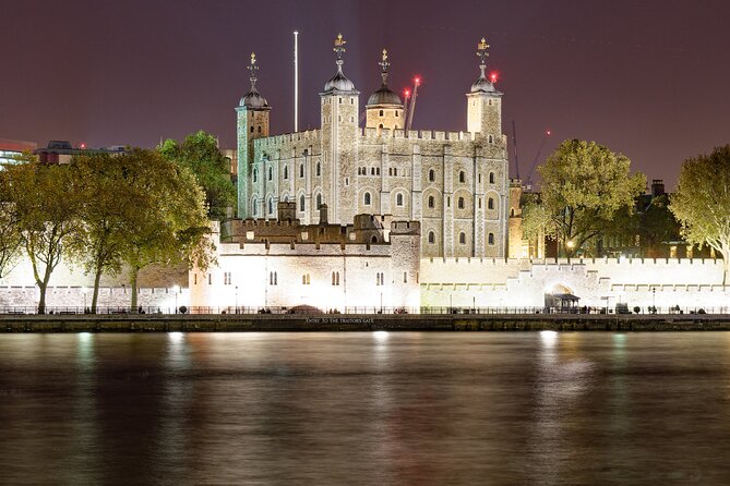 Fire, Romans and Other Stories Along the Thames (Walking Tour) - Good To Know