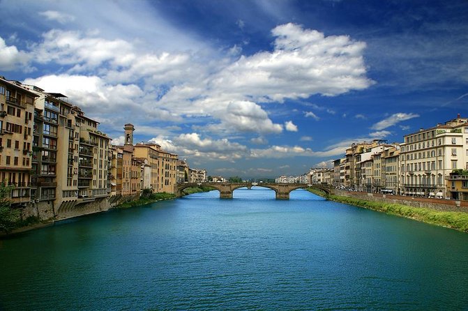 Florence by Land & Water: Walking Tour & Arno River E-Boat Cruise