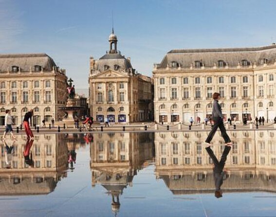 Food & History Tour in Bordeaux Old Town With Local Guide - Good To Know