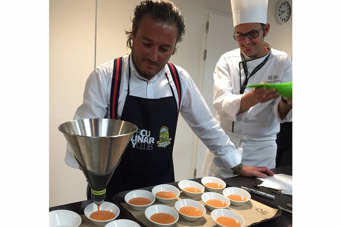 Food Tour in San Sebastian and Visit to a Gastronomical Club
