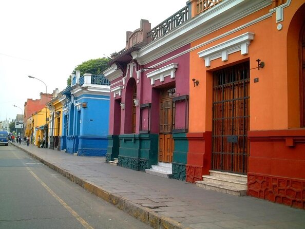 Foodie Walking Tour in Limas Bohemian District