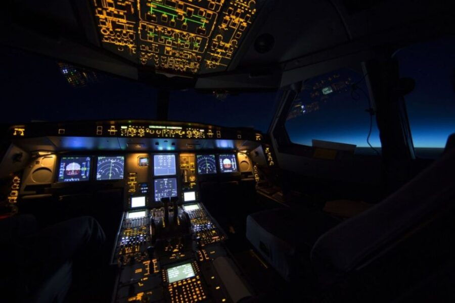 Frankfurt-Egelsbach: 1-Hour Airbus A320 Flight Simulator - Good To Know