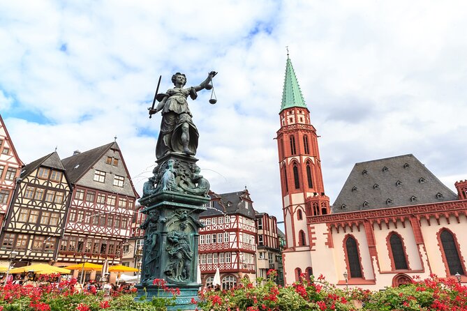 Frankfurt MAIN TOWER Old Town Römerberg Group Walking Tour