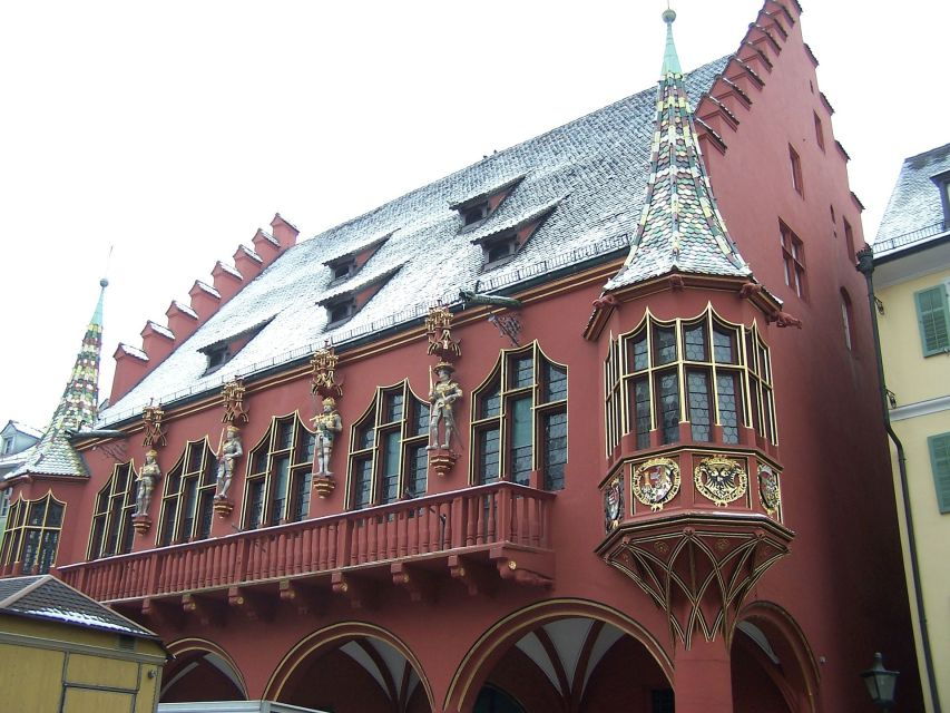 Freiburg: Private Christmas Market Tour