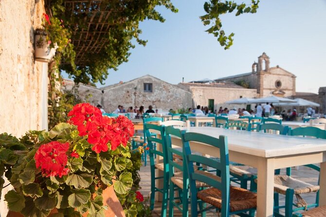 From Catania: 3 Days Luxury Sailing to Marzamemi and Portopalo