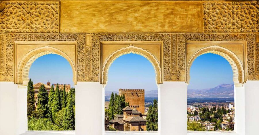 From Costa Del Sol or Malaga: Granada and Alhambra Tour - Good To Know