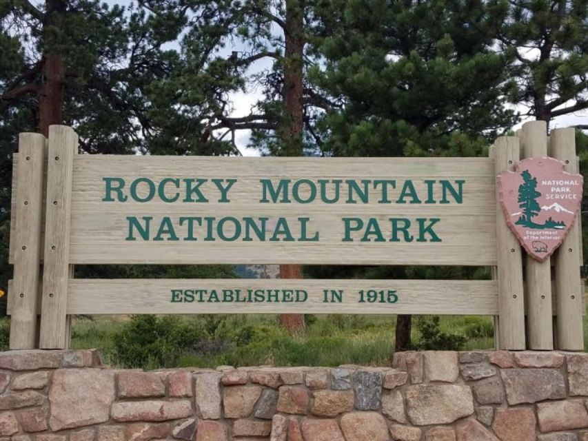From Denver: Guided Hike in Rocky Mountain National Park
