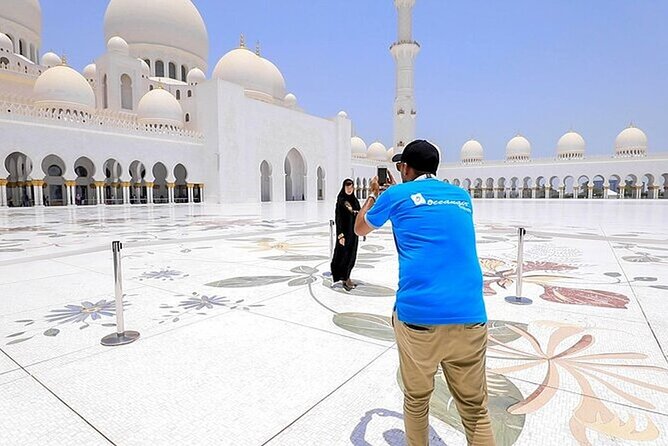 From Dubai: Abu Dhabi City Tour With Hotel Pickup & Drop-Off - Good To Know