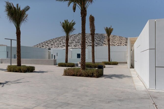 From Dubai: Full-Day Abu Dhabi Tour With Traditional Buffet Lunch