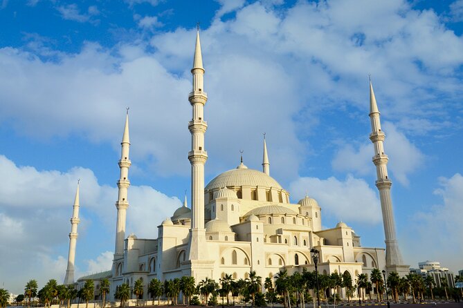 From Dubai to Fujairah: Full Day Tour With Sheikh Zayed Grand Mosque - Good To Know