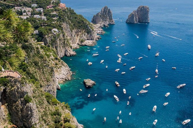 From Naples: Capri Island Tour With Lunch and Blue Grotto - Onboard Commentary