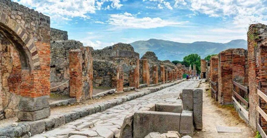 From Naples: Pompeii & Amalfi Coast Full-Day Trip - Good To Know
