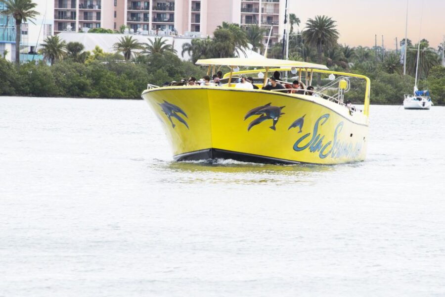 From Orlando: Clearwater Beach Speedboat Tour With Lunch