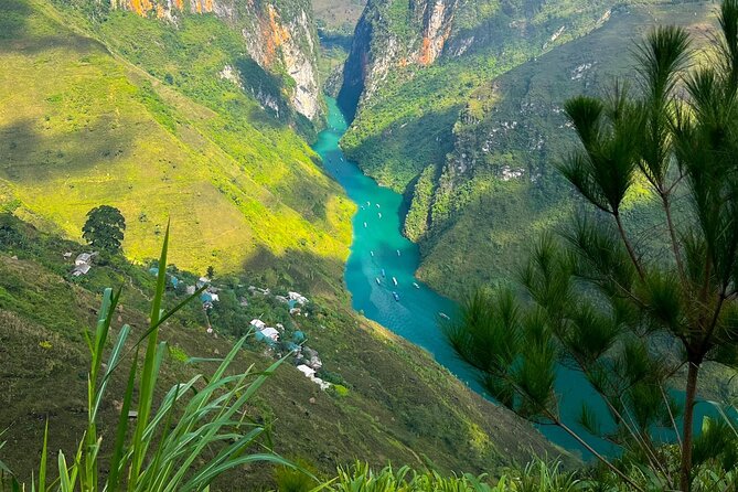 From SAPA: Ha Giang Loop 4-Day Motorbike Tour - Date and Traveler Information