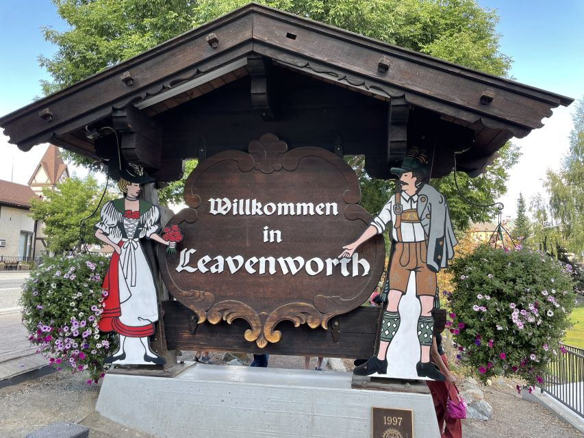 From Seattle/Kirkland/Bellevue: Leavenworth Tour With Snacks