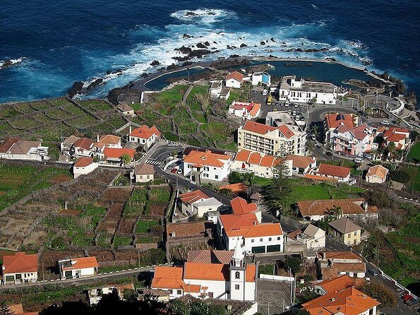 Full Day 4x4 Jeep Safari in Porto Moniz
