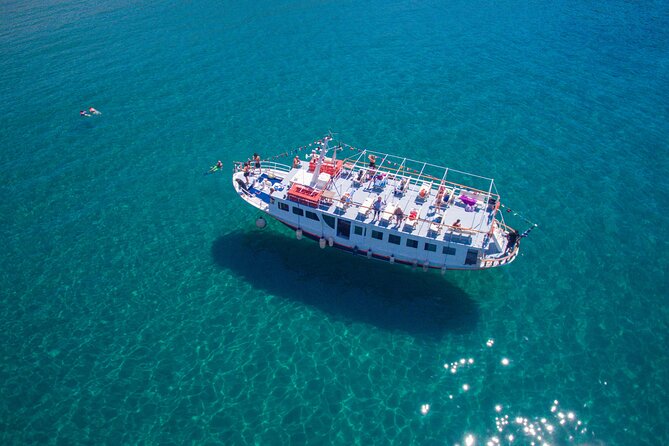 Full-Day Boat Tour in South Naxos