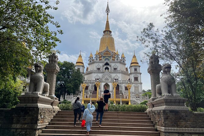 Full Day Ho Chi Minh City Thu Duc District Temples E-bike Tour