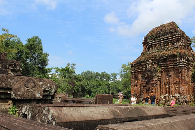 Full-DAy HOI an CITY TOUR & MY SON SANCTUARY From DA NANG