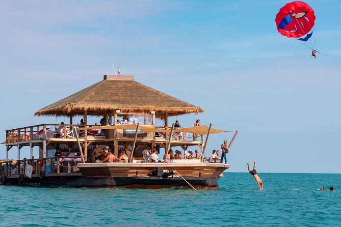 Full-Day Pig Island Snorkeling Trip