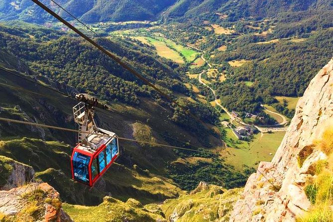 Full Day Private 4WD Tour From Santander to Picos De Europa. Excellent Meals.