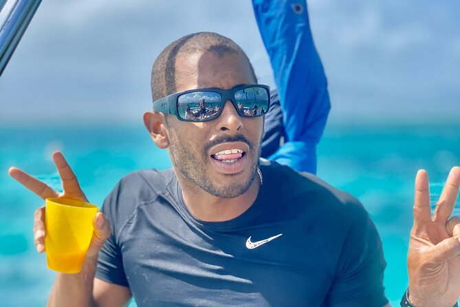 Full Day Private Boat Trip to the Lagoon of Guadeloupe