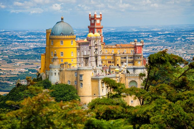 Full-Day Private Sintra Tour With Wine Tasting and Pena Palace - Tour Overview