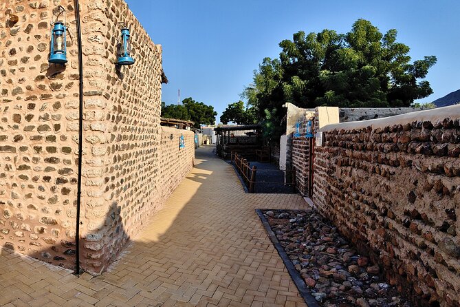 Full Day Private Tour in East Coast Khorfakkan - Good To Know