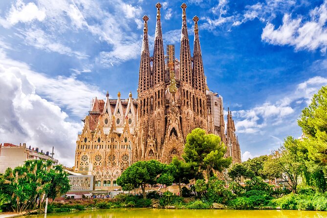Full-Day Shore Excursion in Barcelona