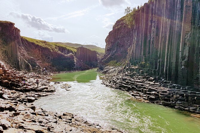 Full Day Stuðlagil Canyon and Vök Baths Guided Tour