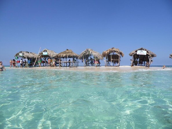 Full Day Tour to Paradise Island - Cayo Arena