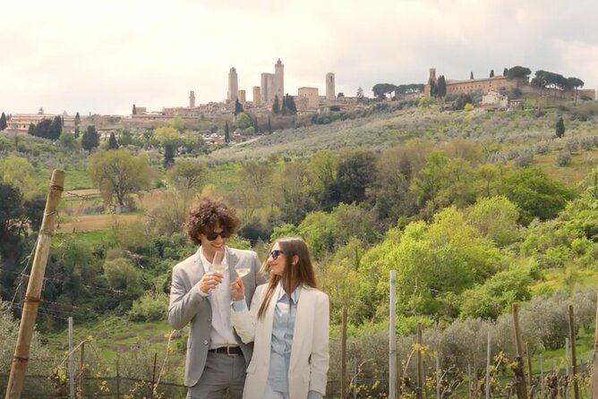 Full Day: Wine Experience in San Gimignano, Siena & Monteriggioni