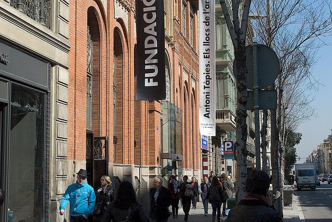 Fundació Tàpies Tickets - Traveler Experience