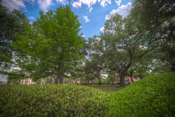 Generals and Generalities Pub Crawl in Savannah