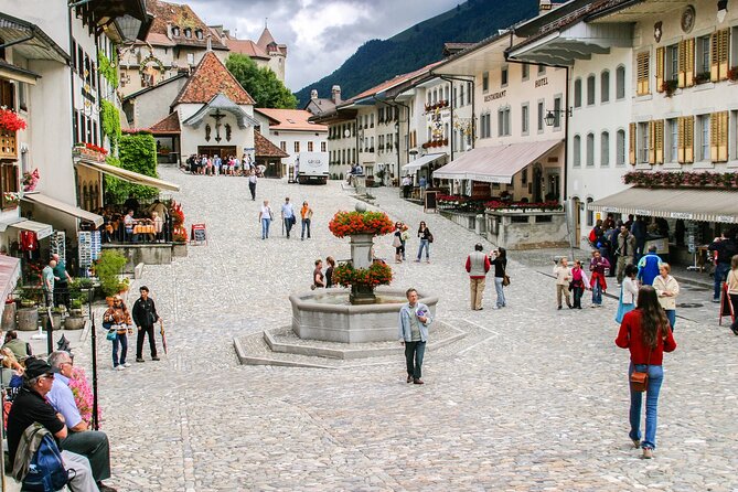 Geneva to Gruyère: Cheese, Chocolate and Lausanne Tour