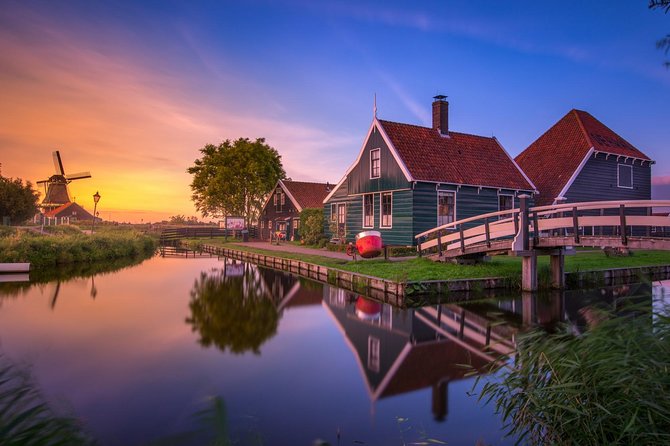 Giethoorn - Volendam - Zaanse Schans (Holland Dream Tour) - Good To Know