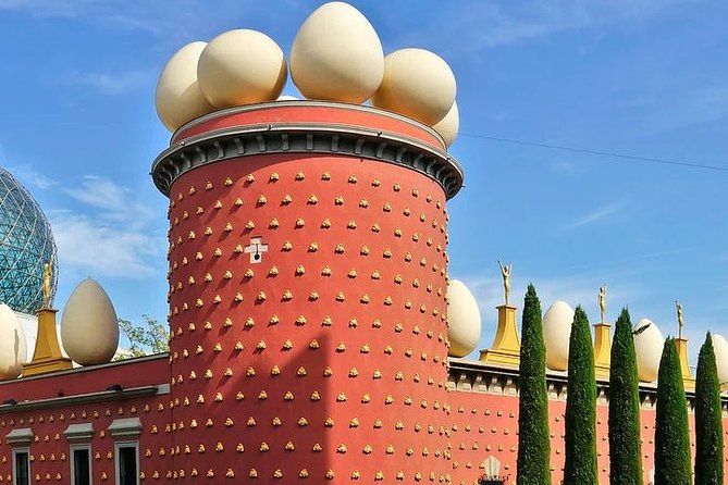 Girona and Figueres Private Day Tour From Barcelona (A/C Car) - Pick-Up and Drop-Off Information