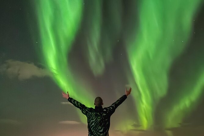 Glacier Adventure & Northern Lights Private Tour