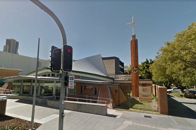 Gold Coast Scavenger Hunt: Gold Coast Community Charm