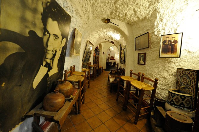 Granada Day and Night: Complete Alhambra and Flamenco Show in Natural Cave - Good To Know