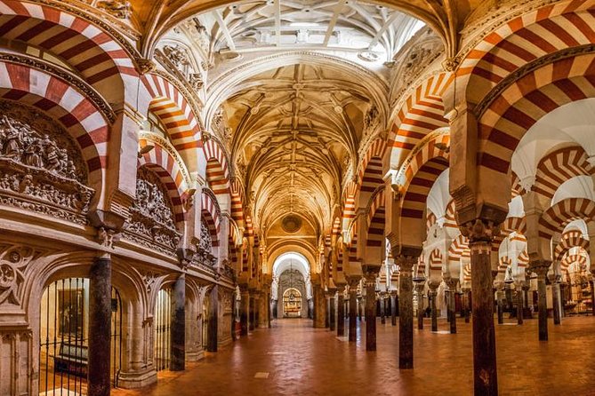 Granada Private Transfer to Seville With a Visit to Cordoba