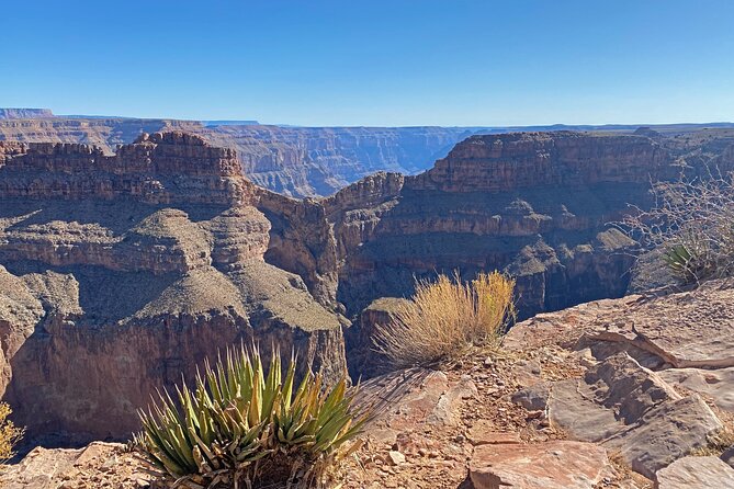 Grand Canyon Helicopter Tour From Las Vegas With VIP Skywalk & Pontoon Boat Ride