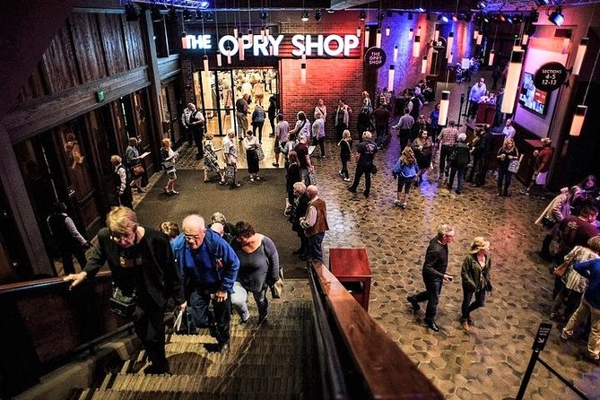 Grand Ole Opry VIP Experience: Admission With Lounge Access and Artist Visit