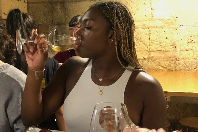 Guided, FUN Wine Tasting in Napoli