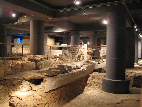 Guided Tour to Pier Through the Jewish Quarter of Barcelona - Good To Know