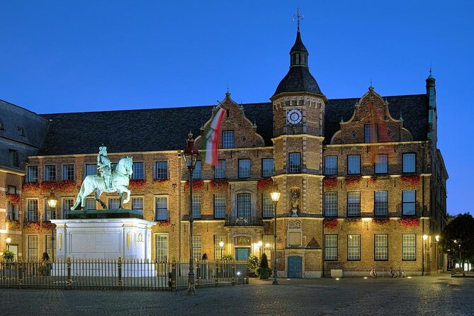Guided Walking Tour in Dusseldorf