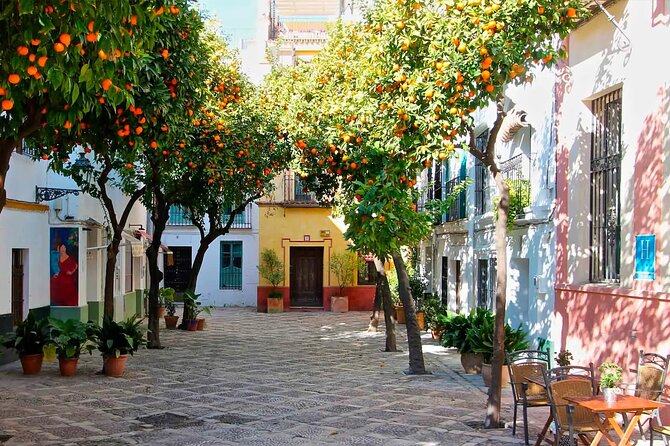 Guided Walking Tour of the Barrio De Santa Cruz - Good To Know