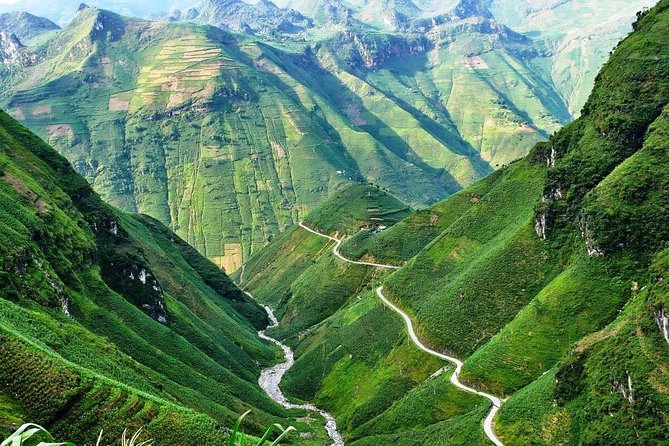 Ha Giang Loop Motobike Tour - 4 Days and 3 Nights!