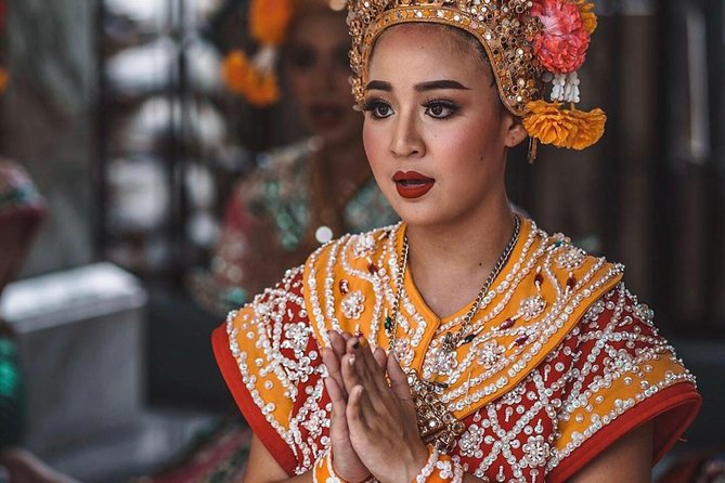 Half-Day Bangkok Shrines Walk & Food Tour - Tour Details