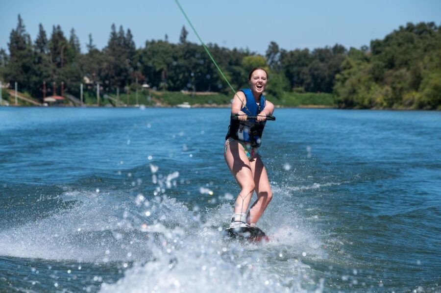 Half Day Boarding Experience Wakeboard,Wakesurf,or Kneeboard - Good To Know